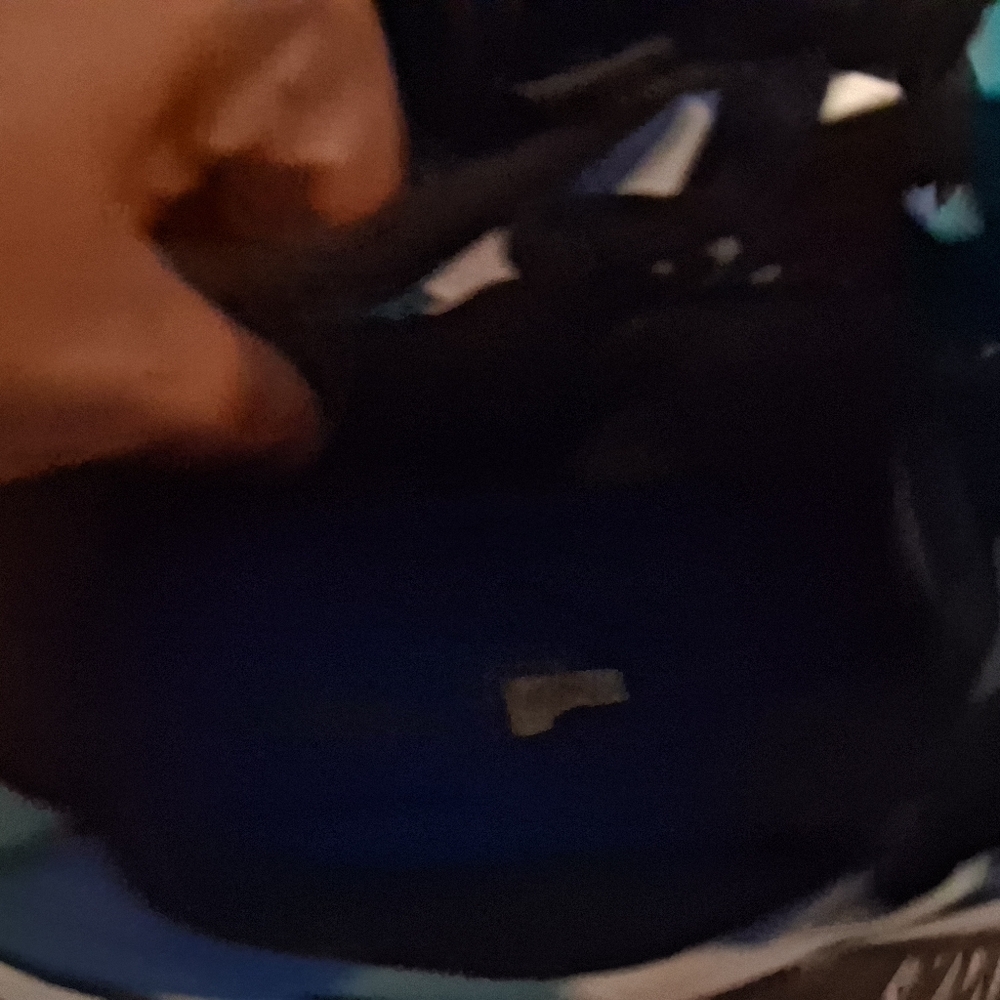 Puma Sneakers - Picture 5 of 6